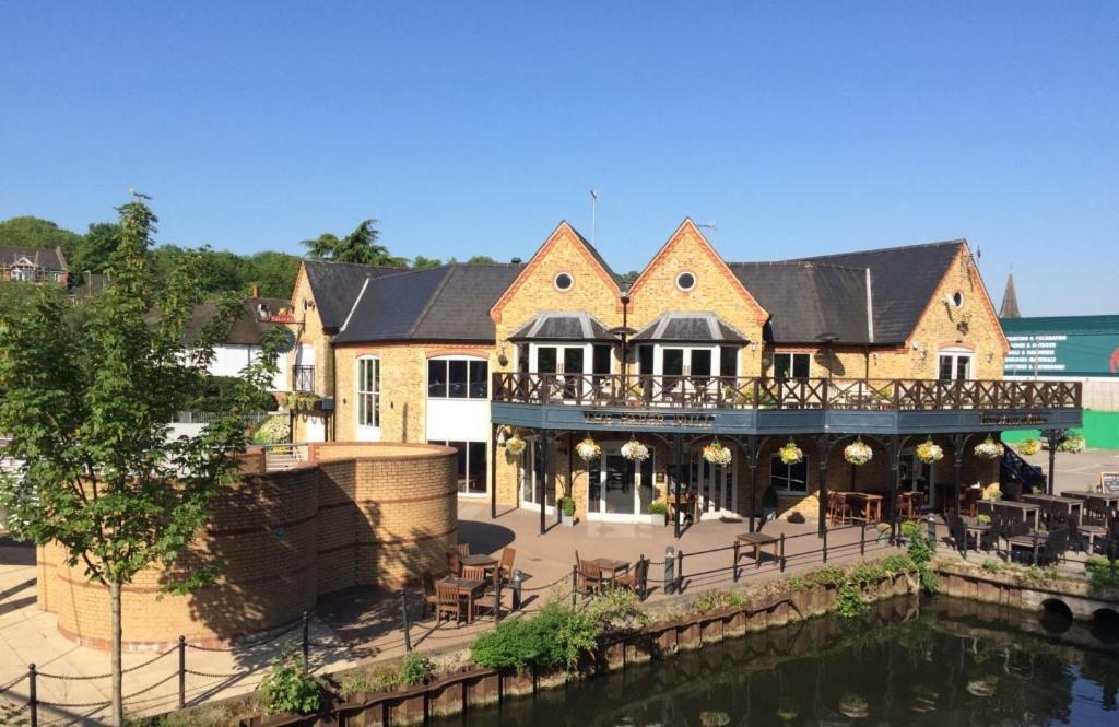 Villa Wing House Hemel Hempstead Exterior foto